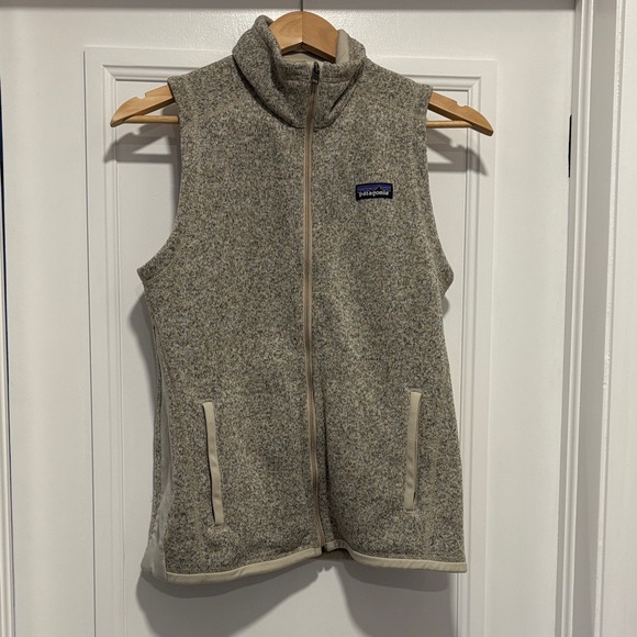 Patagonia W's Better Sweater® Vest - Picture 2 of 7